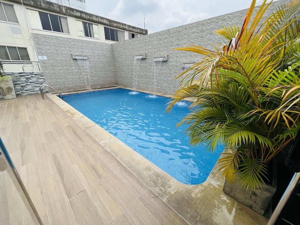 Torca Hotel كالي المظهر الخارجي الصورة